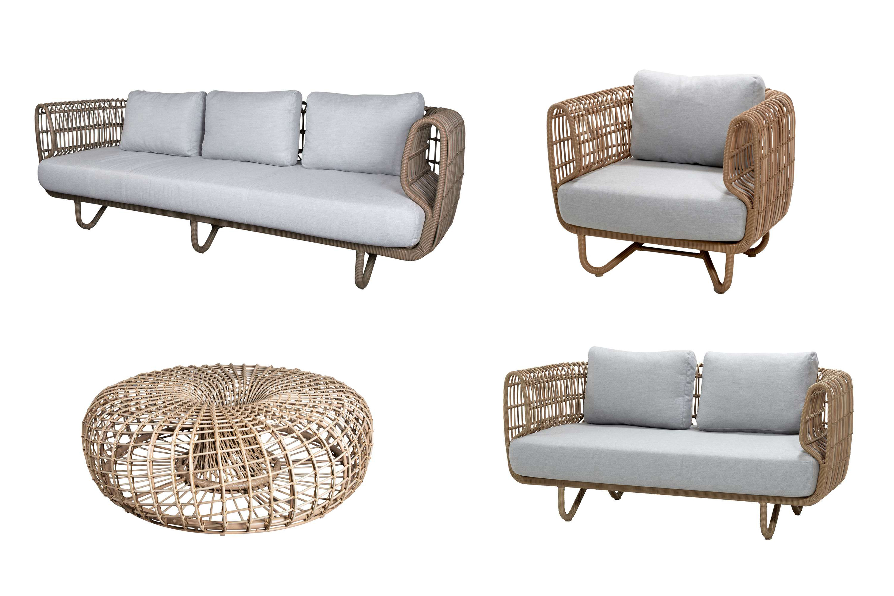 Cane-line Nest sofagruppe 3-personers sofa, 2-personers sofa, fåtölj & stort bord/pall Natur med grå pude
