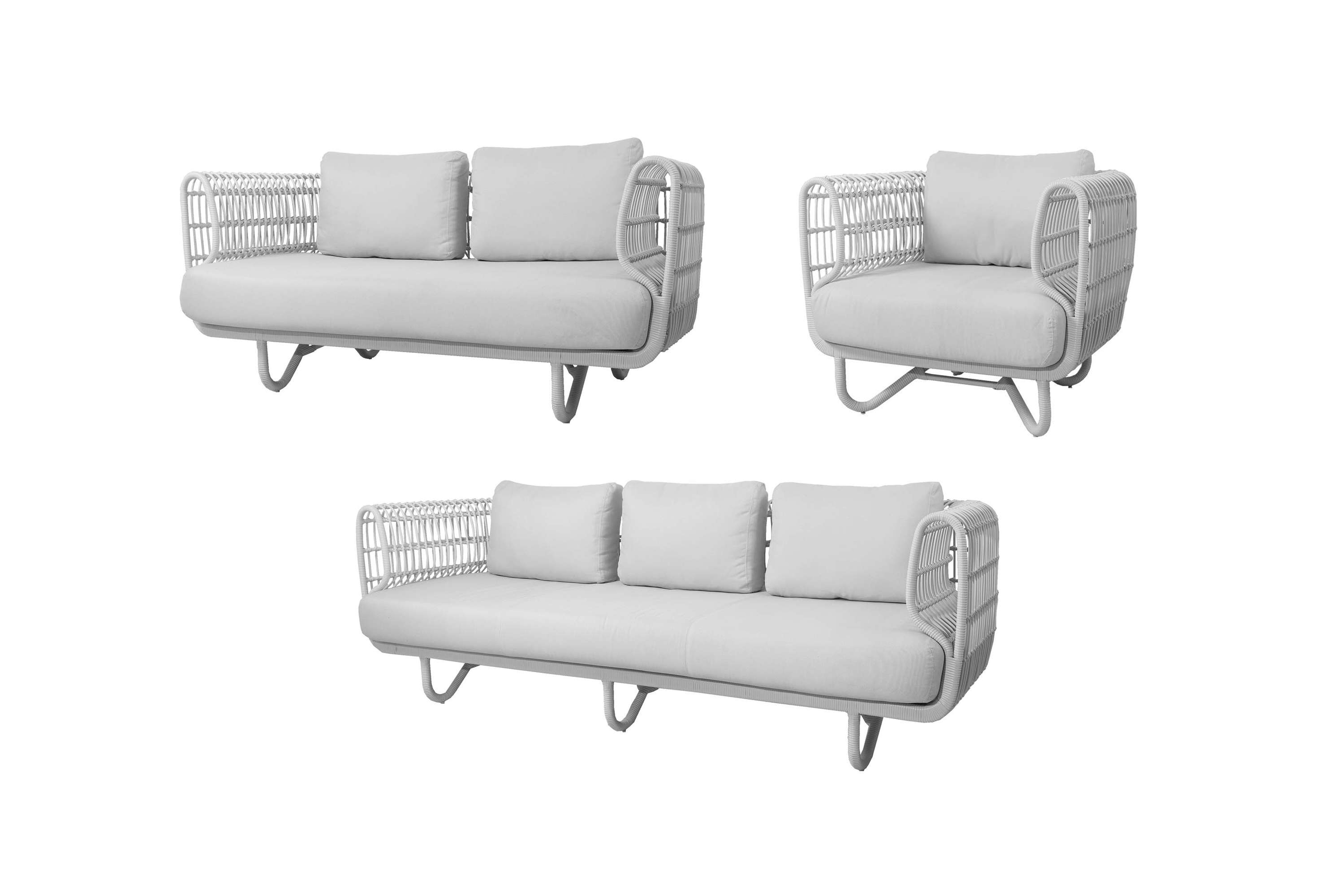 Cane-line Nest sofagruppe 3-personers sofa, 2-personers sofa, fåtölj & stort bord/pall Hvid med Hvid pude